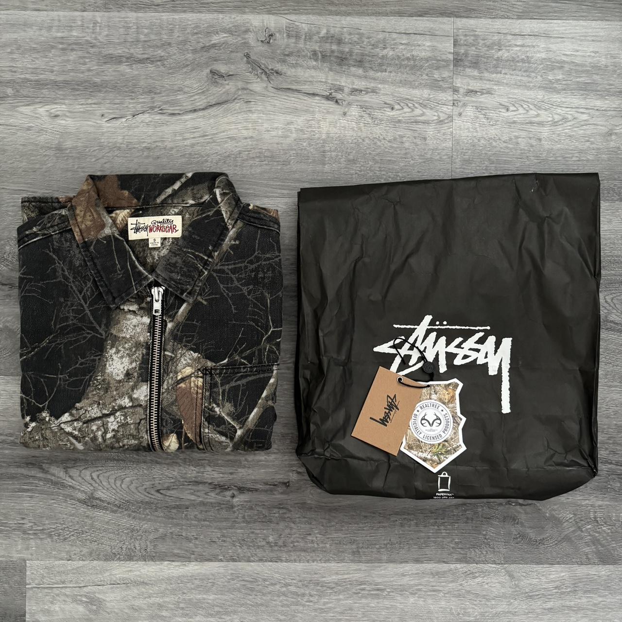 STUSSY ワークジャケットREALTREE ステューシー　Tシャツ STUSSY ワークジャケットREALTREE ステューシー Tシャツ