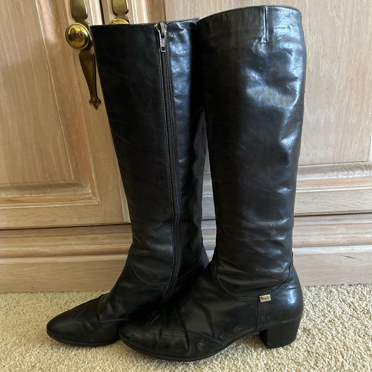 Vintage ferragamo store boots