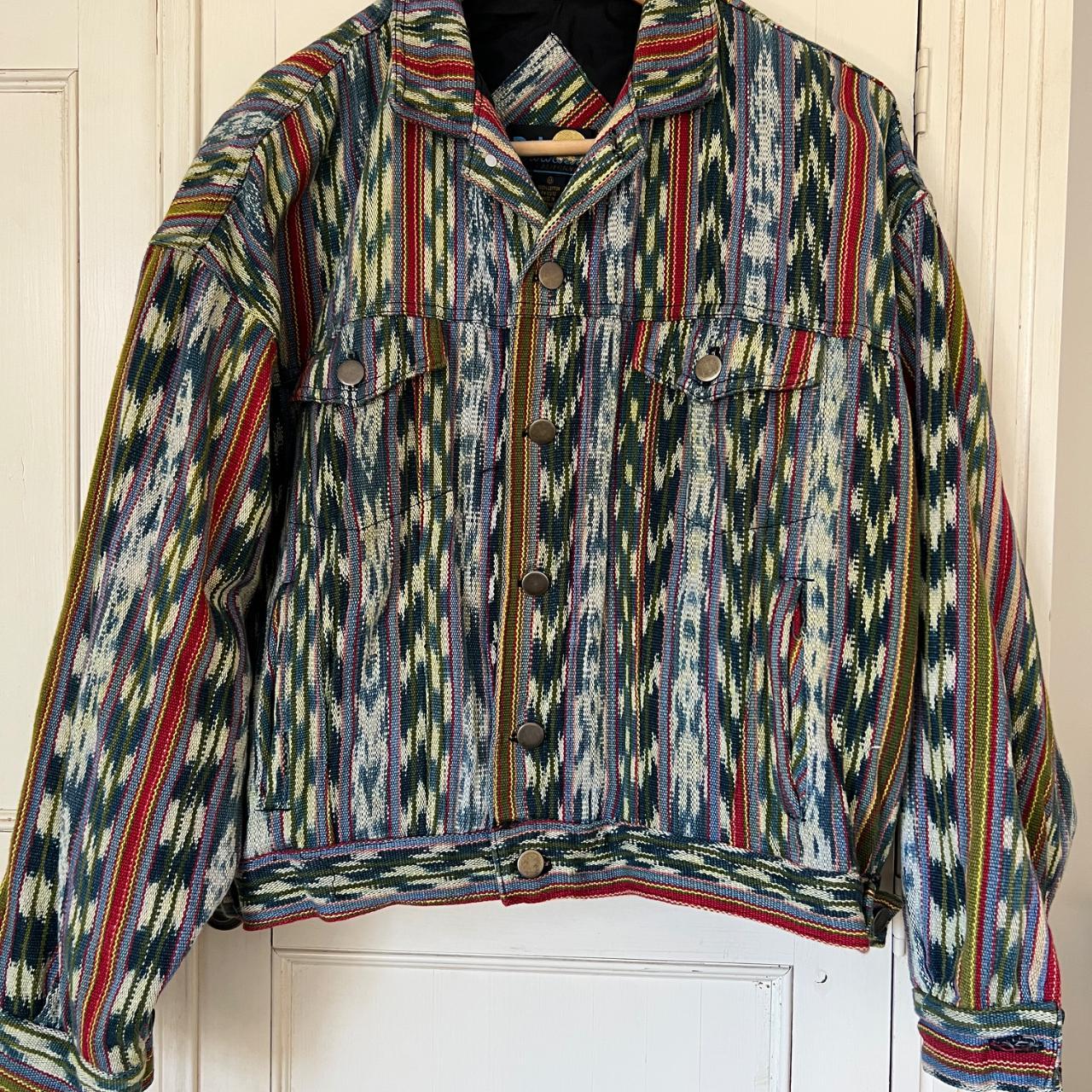 item listed by tutugunu