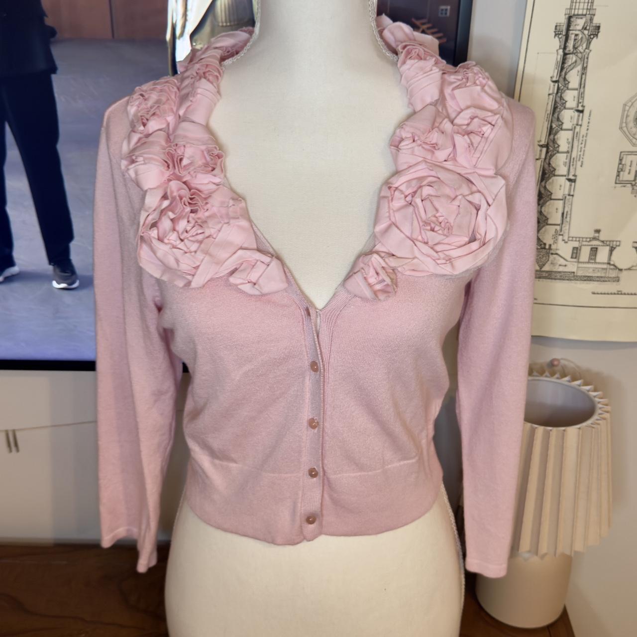 item listed by thevintageroseclothes