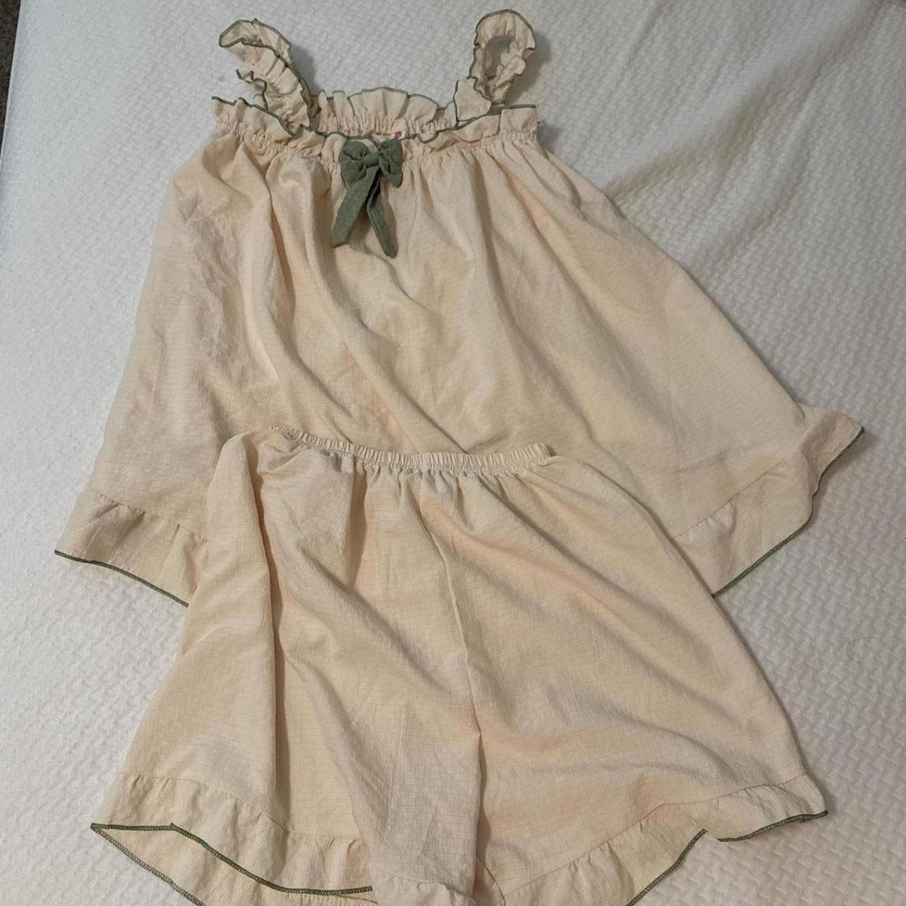 item listed by miimissu