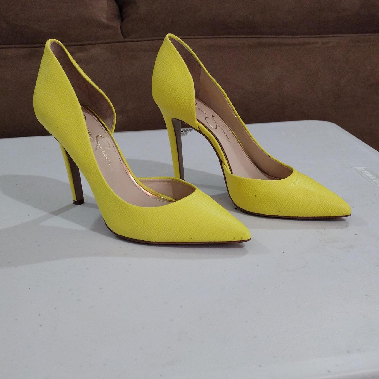 Jessica simpson shop yellow heels