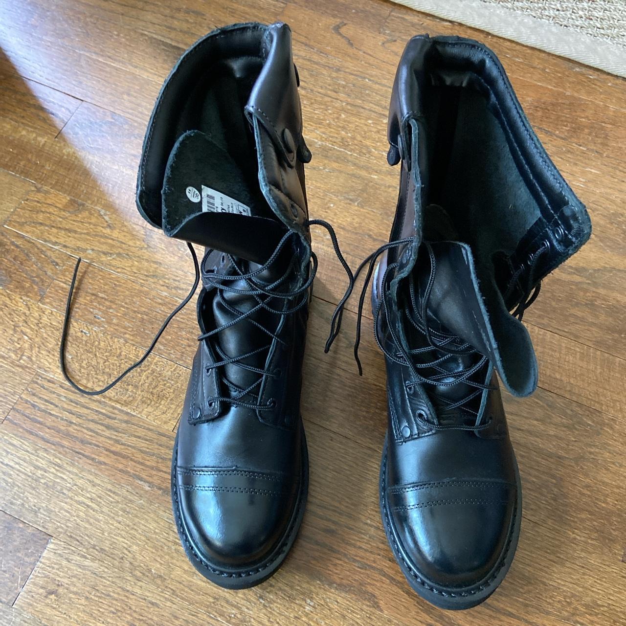 xtra tuff fishing/dock boots. a little bit beat up - Depop