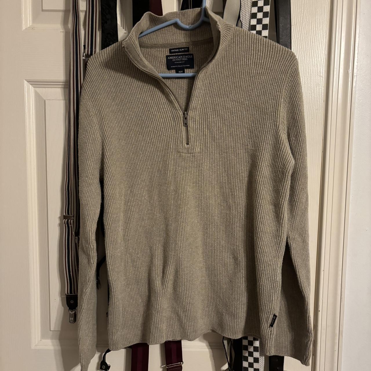 American Eagle Men’s Cream/Gray popular Long Sleeve Sweater Size Large