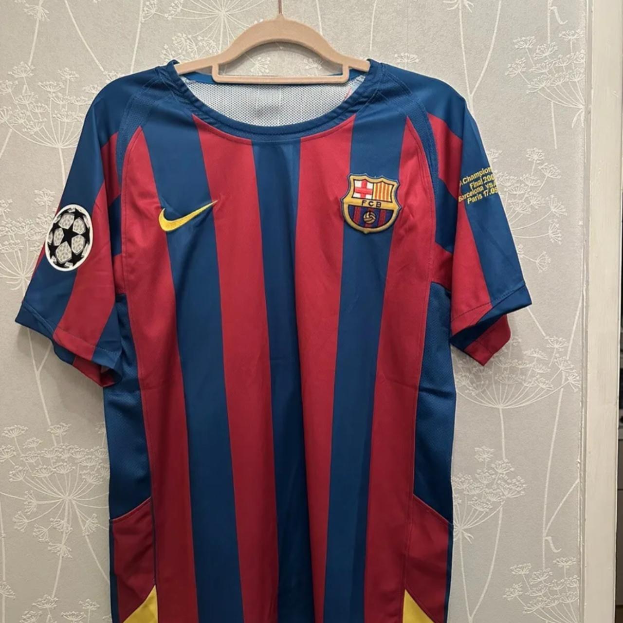 Ronaldinho Barcelona jersey Football Shirt 2005/06 -... - Depop