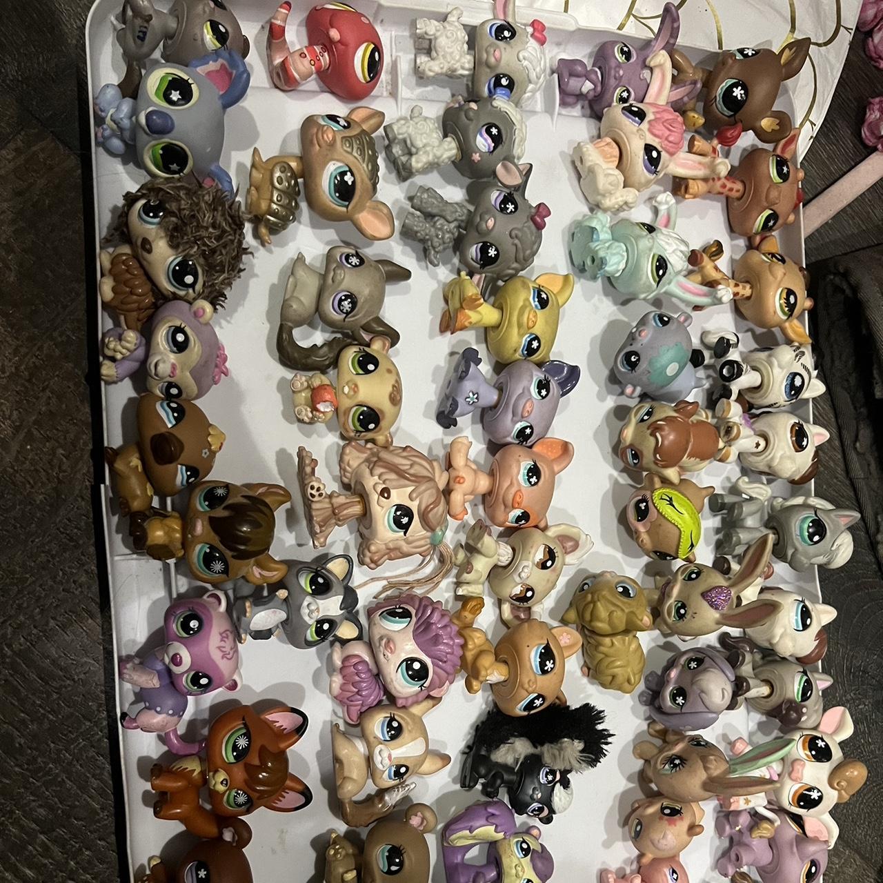 LPS dm me if you're interested in any i can Depop