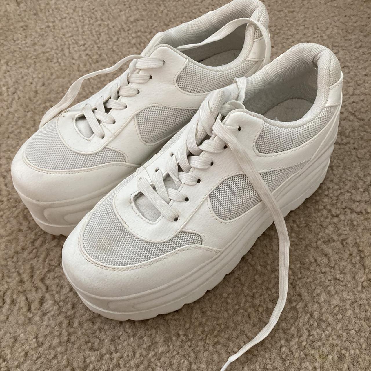 white platform sneakers size 5