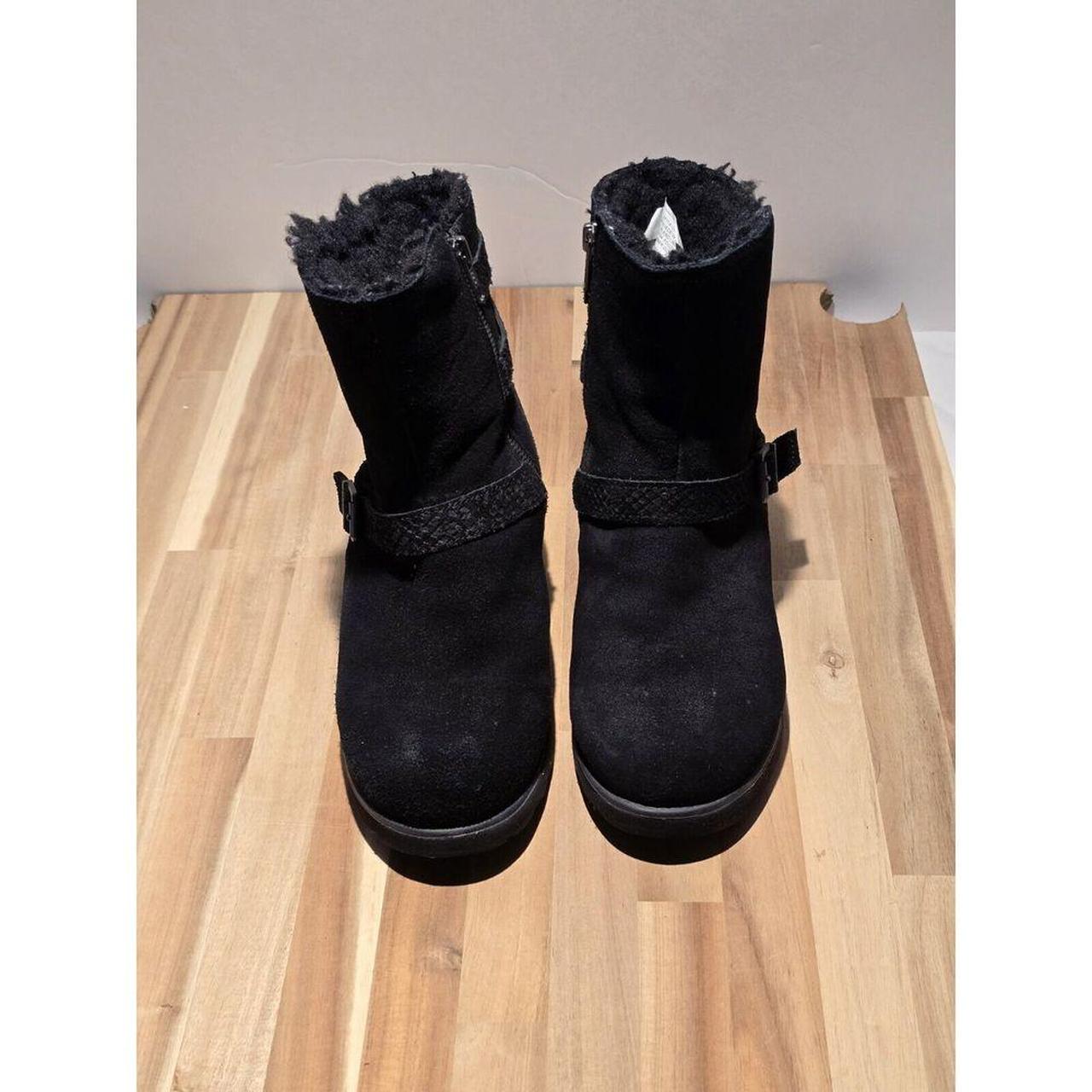 Bearpaw Women s Black Suede Upper Wool Blend. Depop