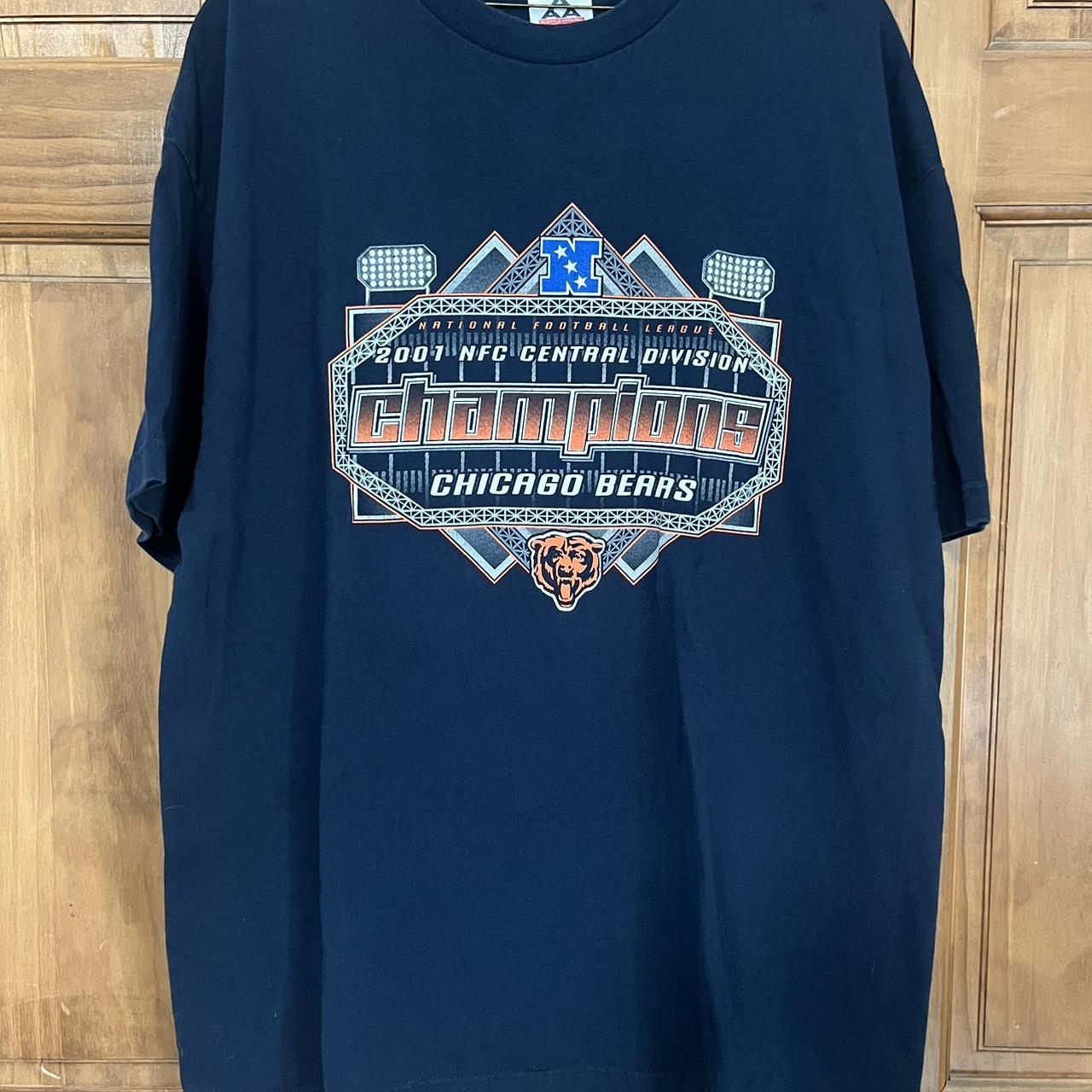 CHICAGO BEARS 2001 NFL CENTRAL CHAMPIONS TEE — • - Depop