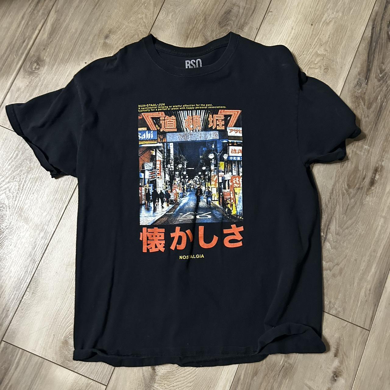 RSQ Graphic Tee Large - Depop