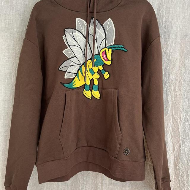 Louis Vuitton Graphic Bee Patched Hoodie Dark BROWN. Size M0