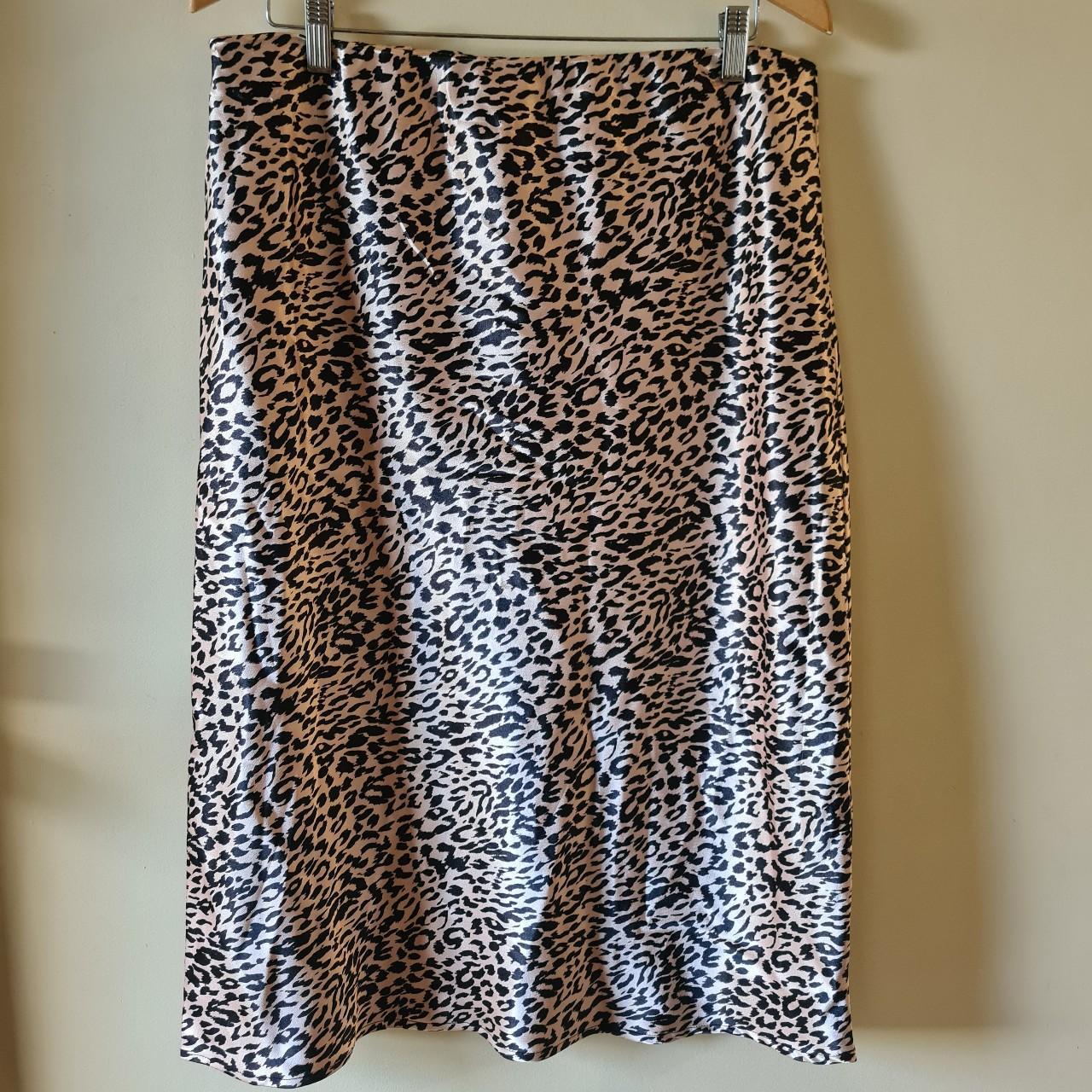 Kmart Anko Leopard 🐆 print knee length skirt. Never... - Depop