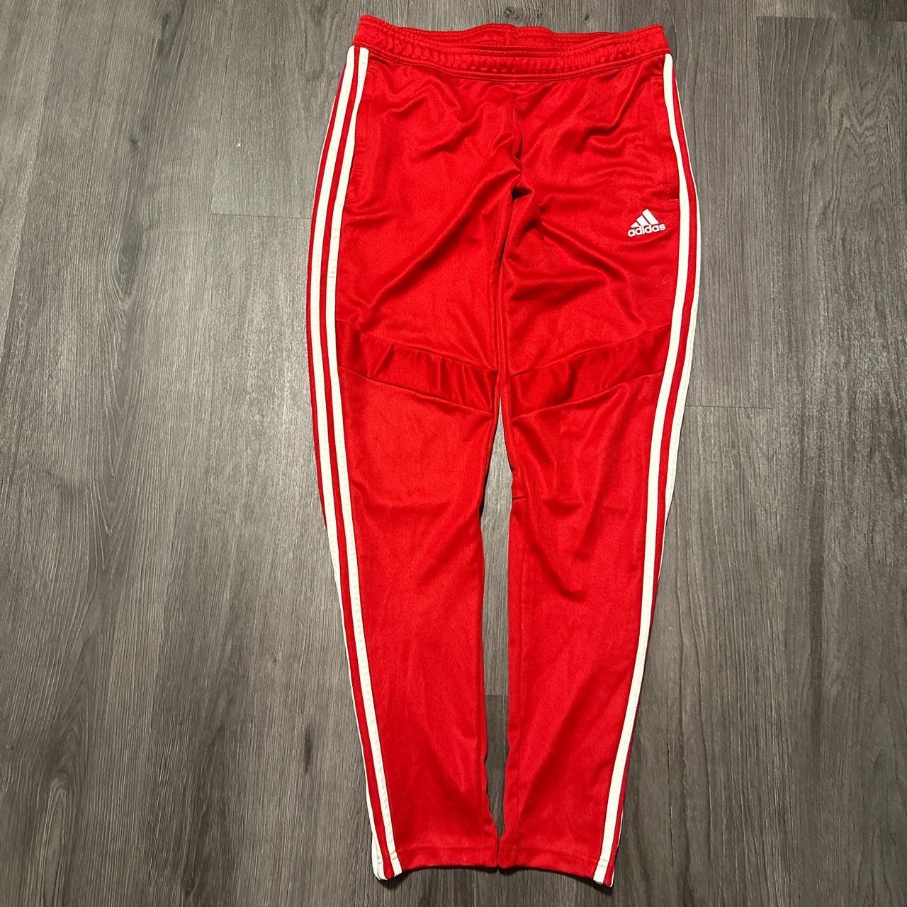 Red skinny sales adidas pants