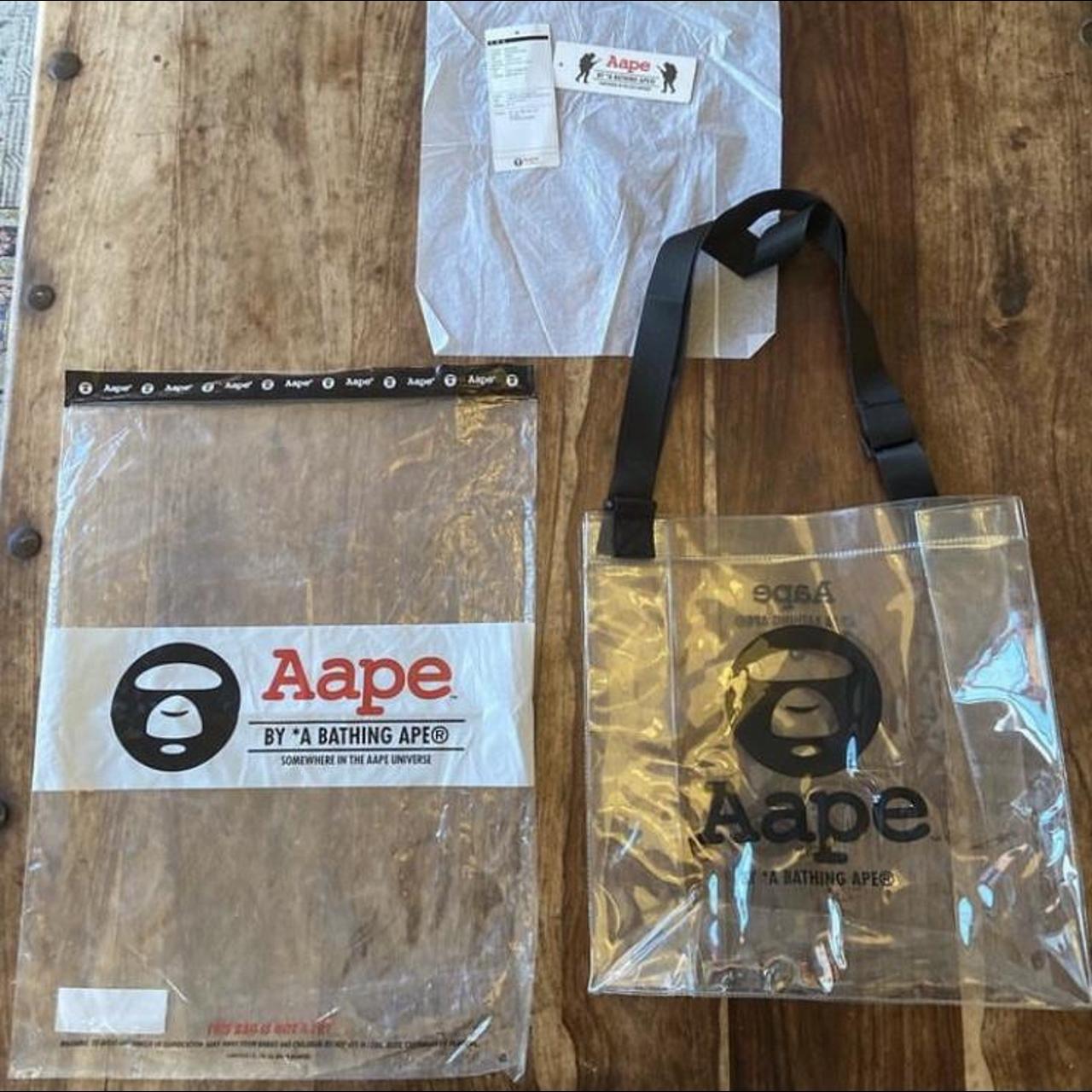 A Bathing Ape(R) 2021 AUTUMN / WINTER COLLECTION BAPE Shoulder Bag Camo  e-MOOK