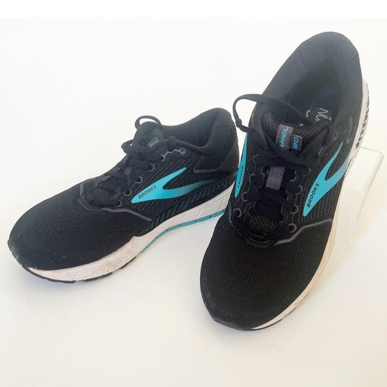 Brooks Ariel 20 Women s Size 9.5 B Running Shoes. Depop