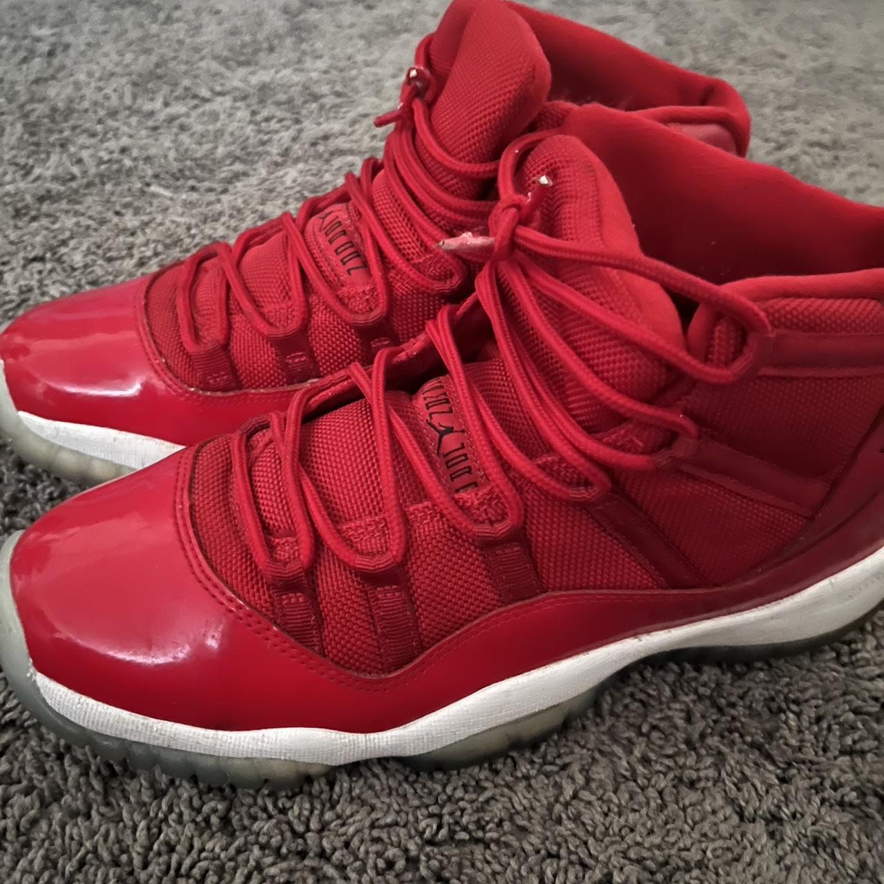 Retro 11s all on sale red