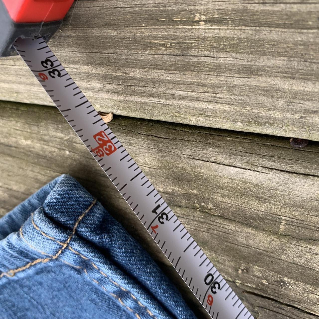 Vintage Levi 514 jeans measures to a 34W 32L ... - Depop