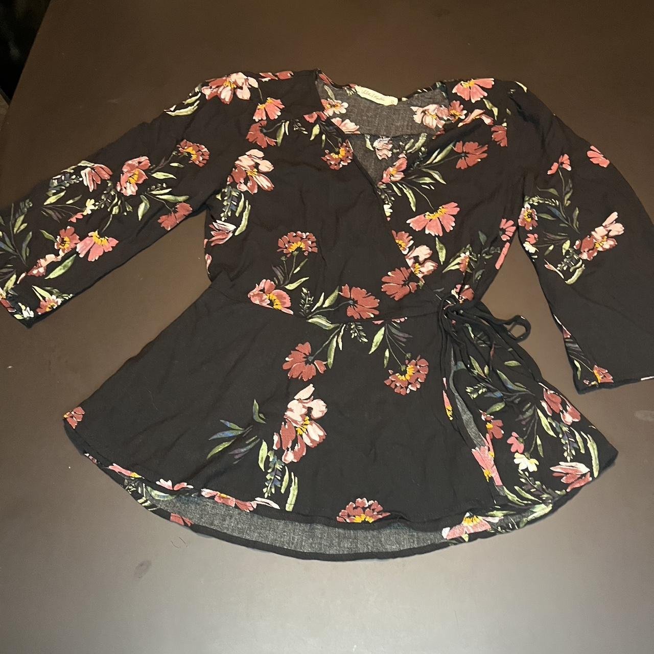 item listed by reevampchic