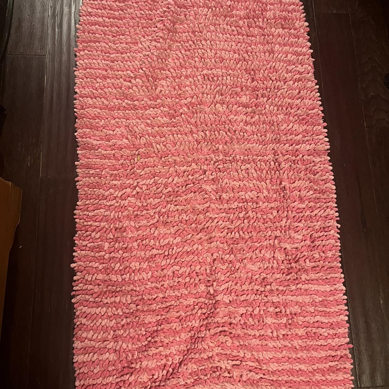 pink fuzzy rug - Depop