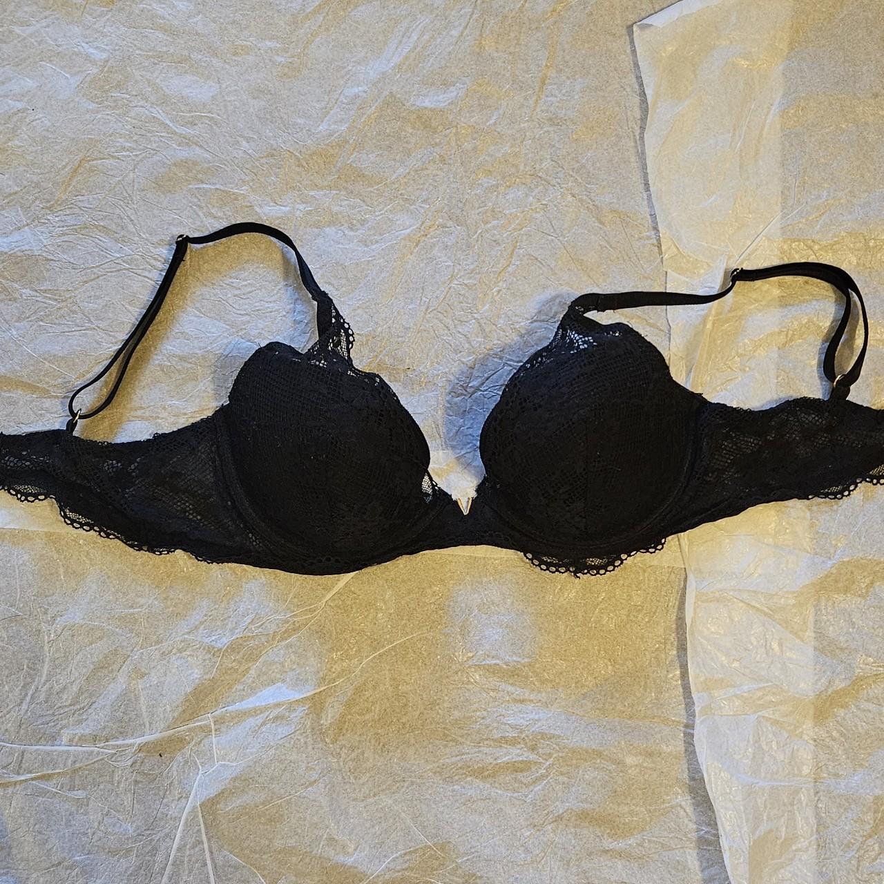 Lipsy London Lonnie lace longline bra - cup size 34C - Depop