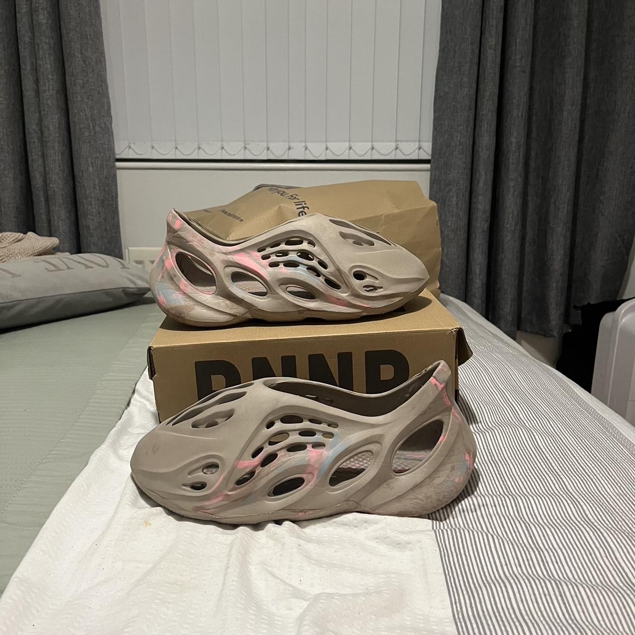 men-s-yeezy-foam-rnnrs-size-11uk-12-us-worn-a-few-depop