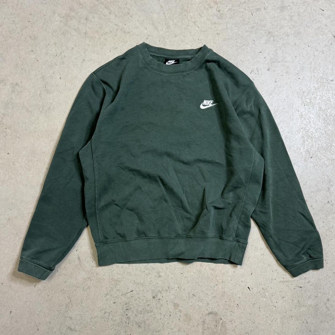 mens green nike crewneck
