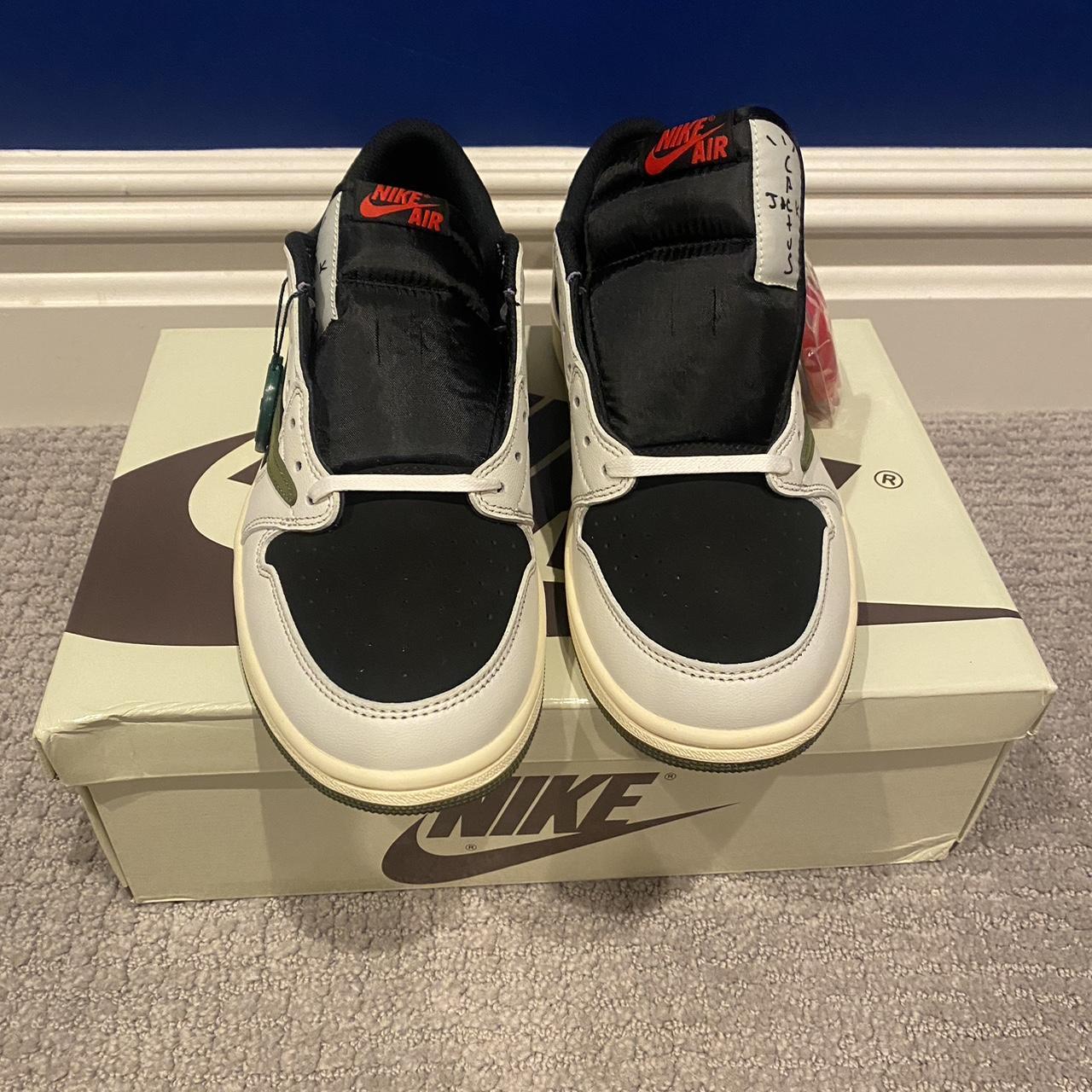 travis scott low sizing