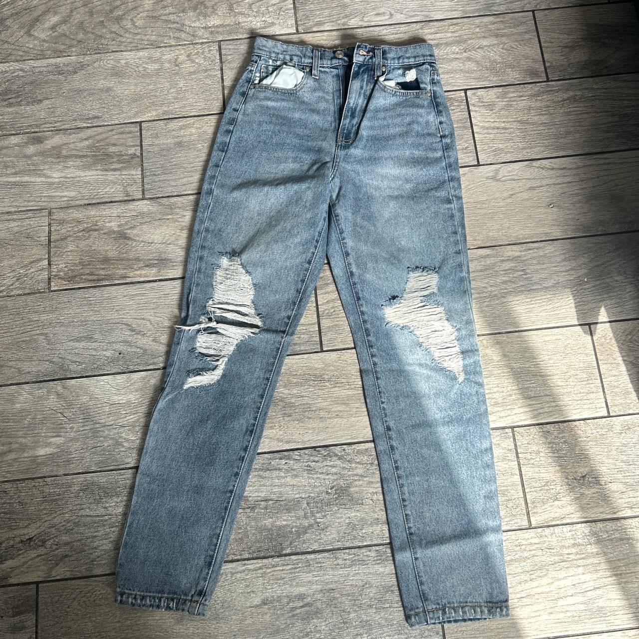 90’s ripped jeans !! •size: 24 •straight leg •fairly... - Depop