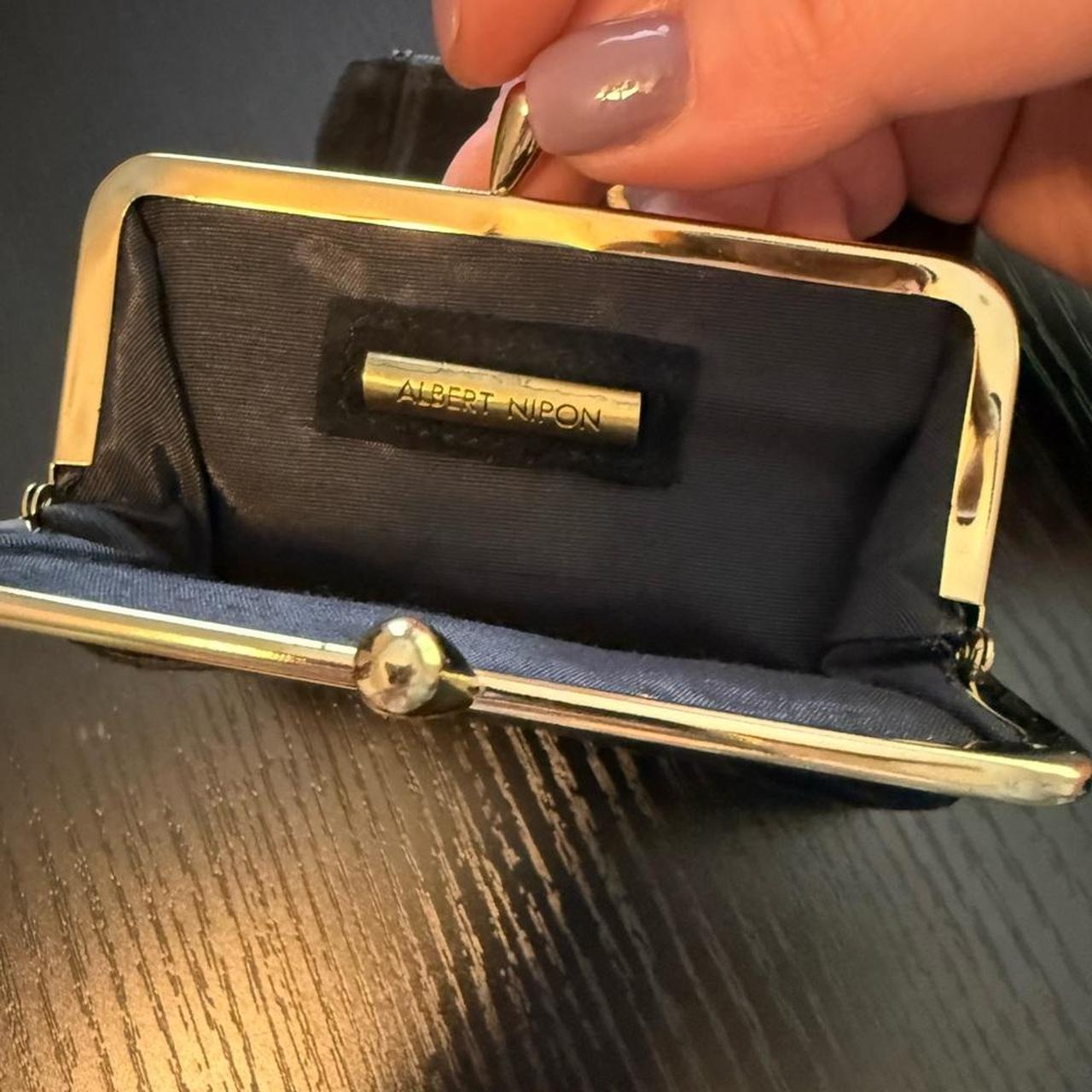 Albert Nipon Women's Wallet - Black/Gold – Vintag… - image 5