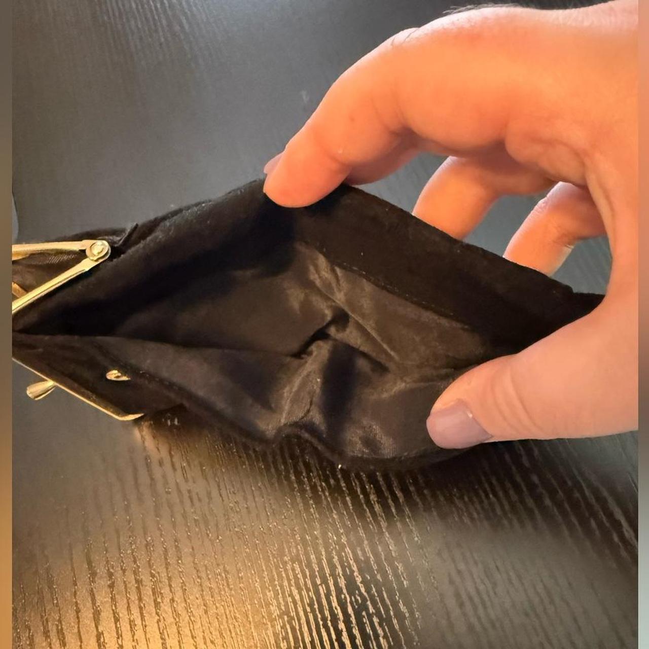 Albert Nipon Women's Wallet - Black/Gold – Vintag… - image 6