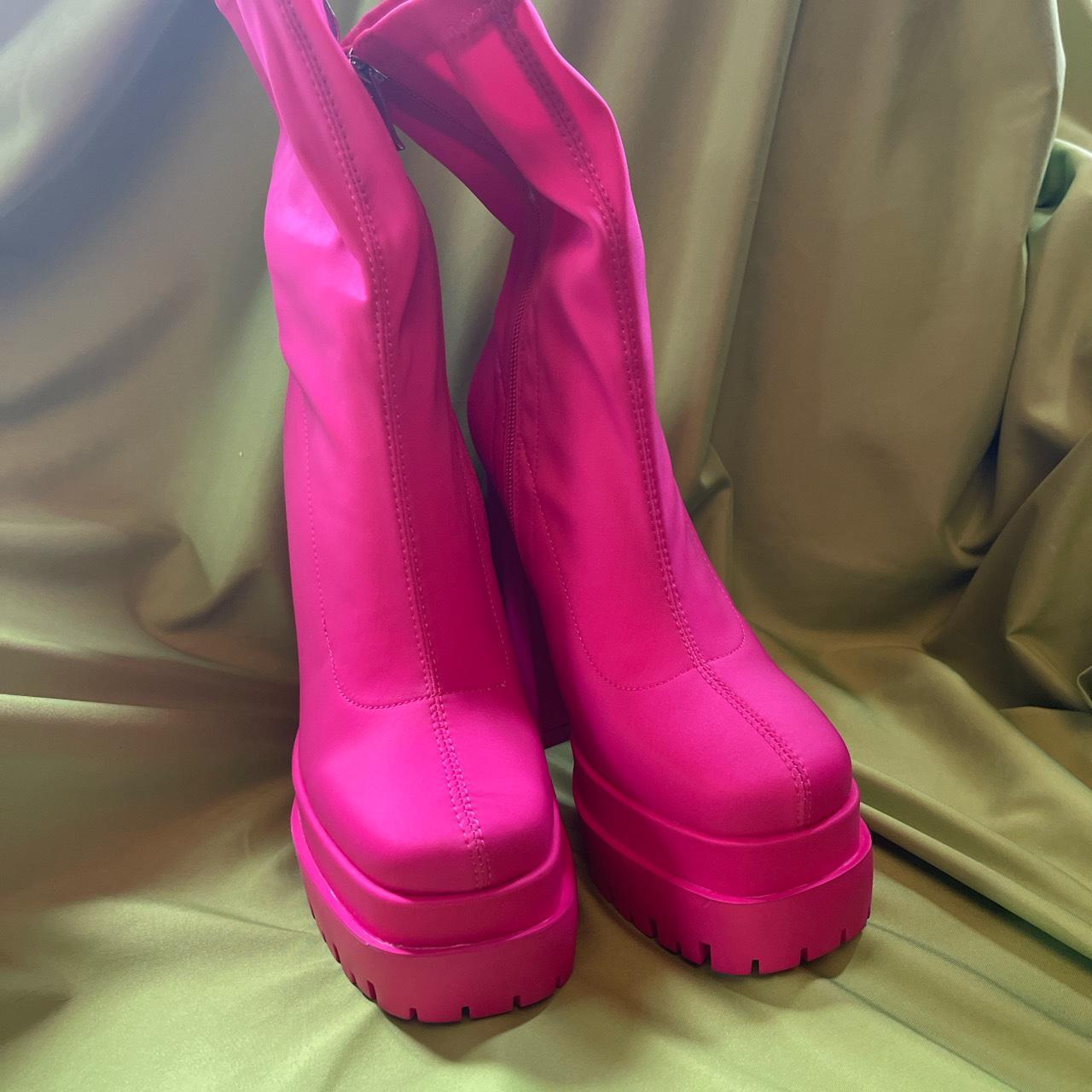 Hot pink size 7.5 perfect condition boots! - Depop