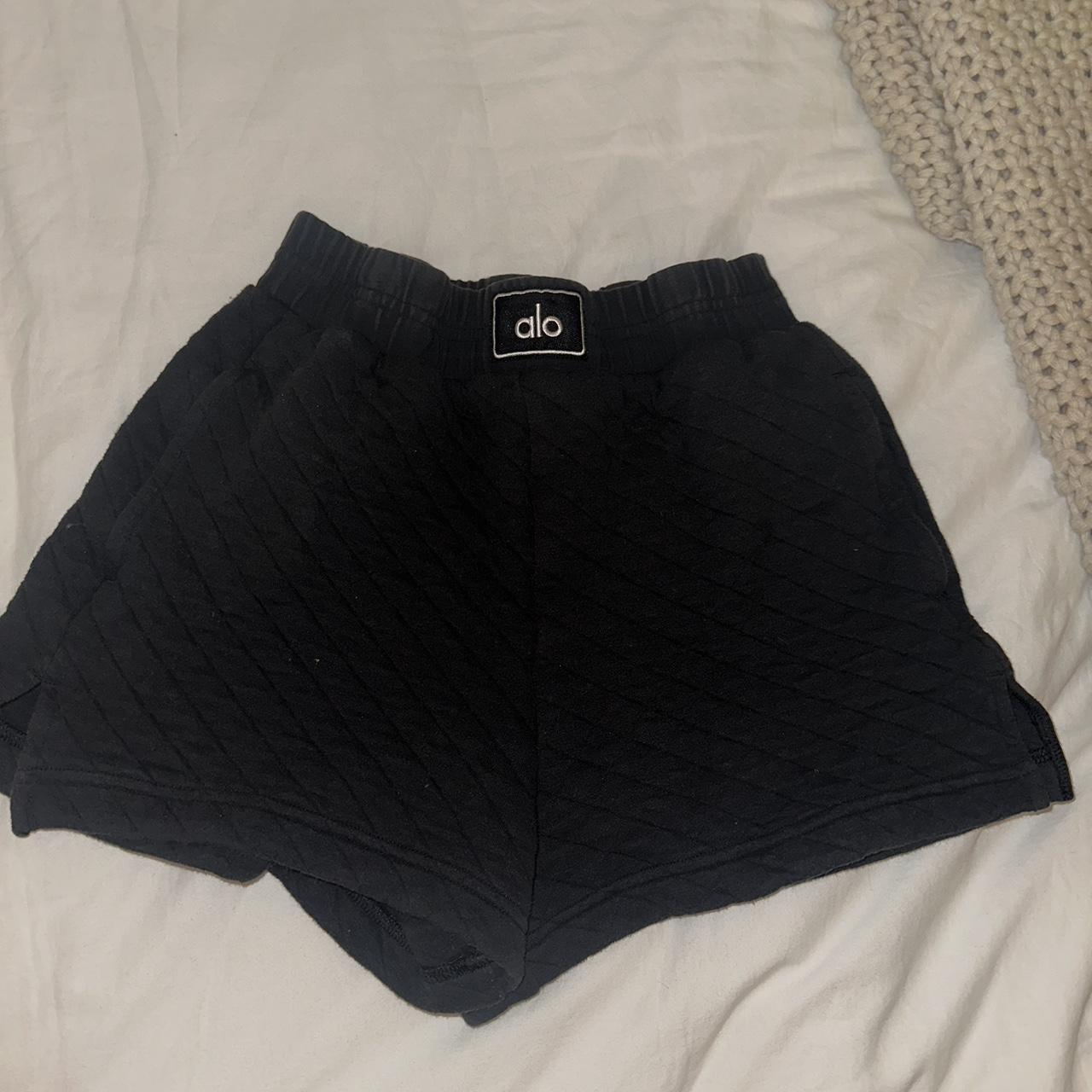 Alo Quilted Arena Boxing Short - Black. Comfy