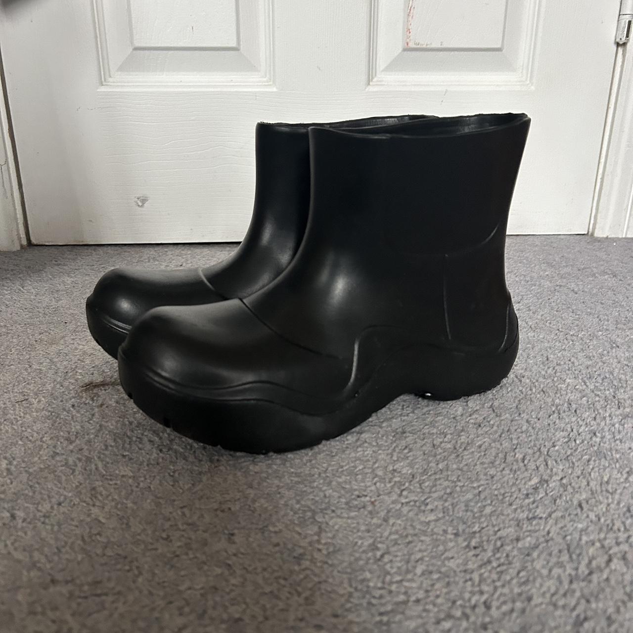 item listed by notaxluu