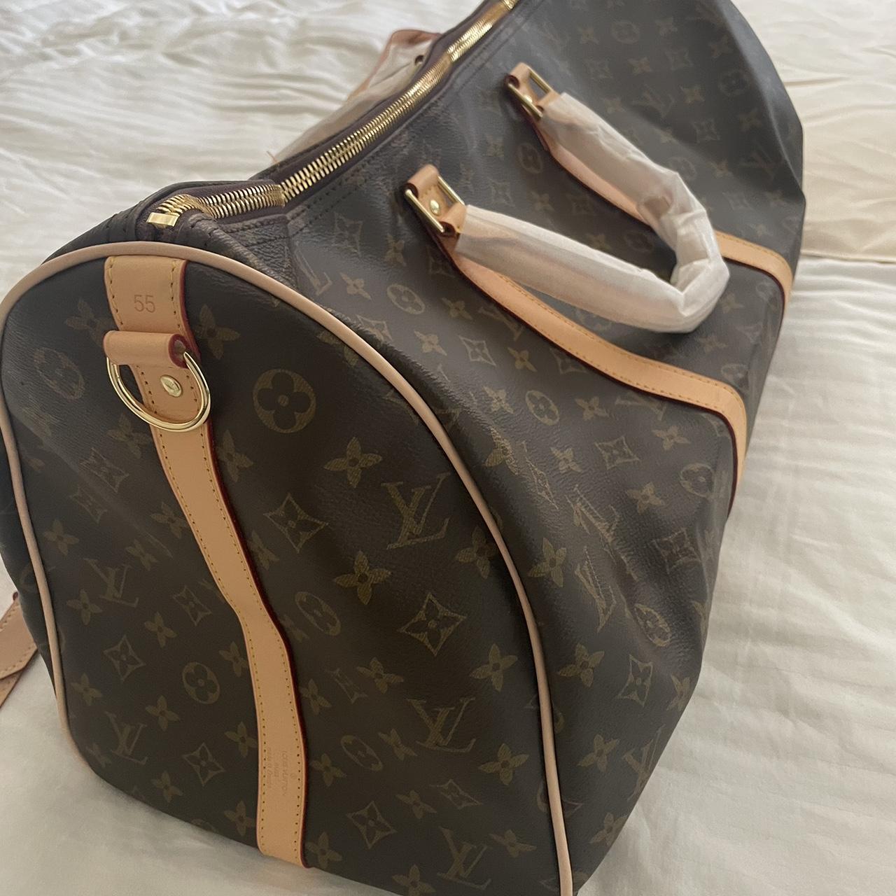 Louis Vuitton Ellipse MM Handbag Size: Med Aprx: - Depop