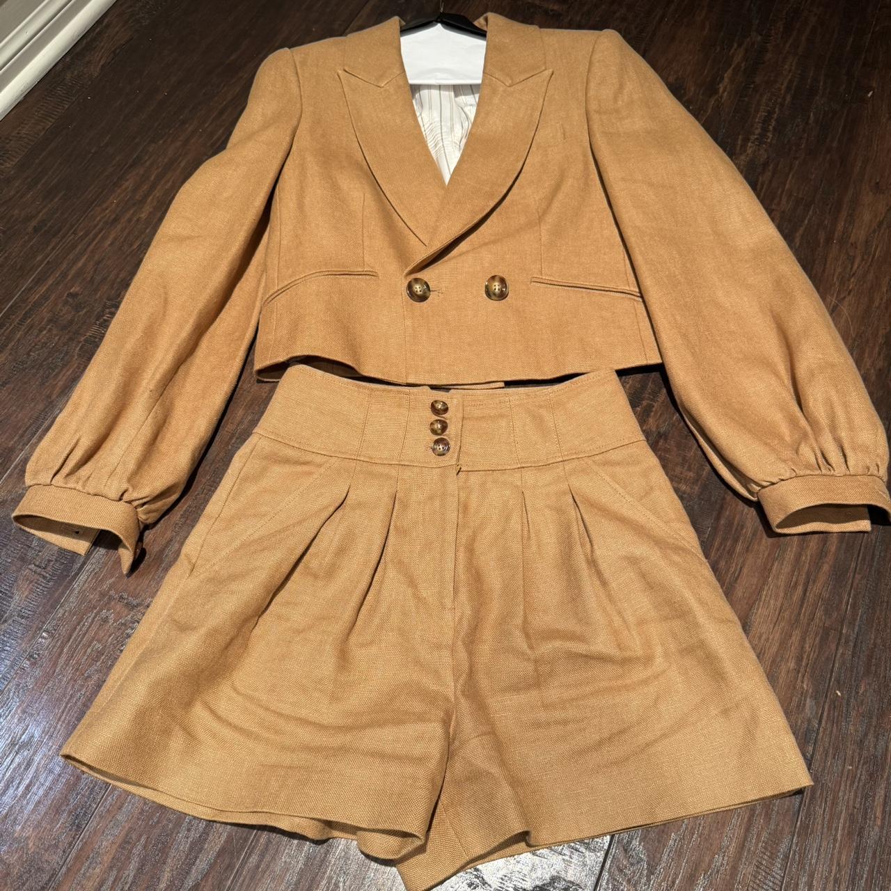 item listed by samchukyana89