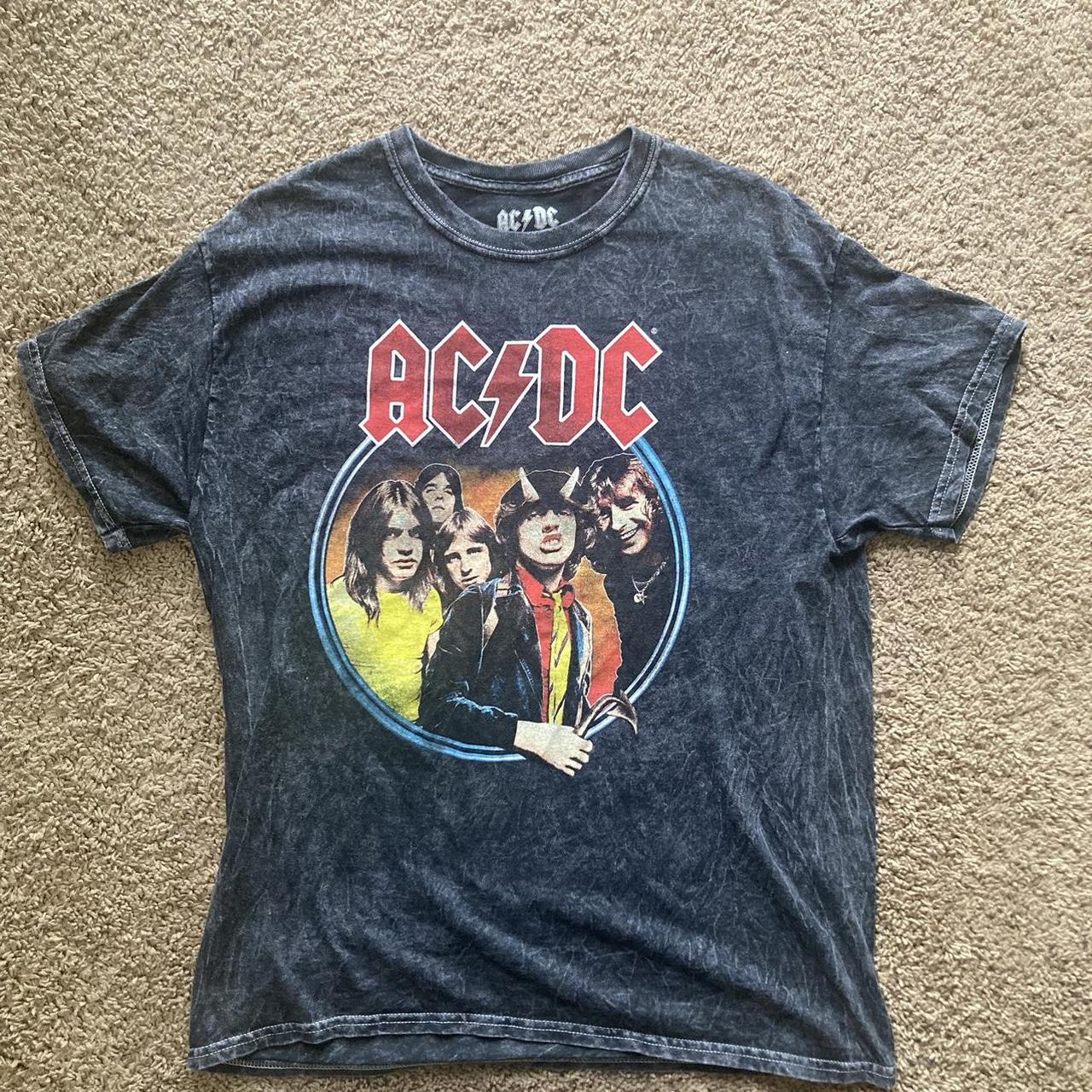 AC/DC TEE - Depop