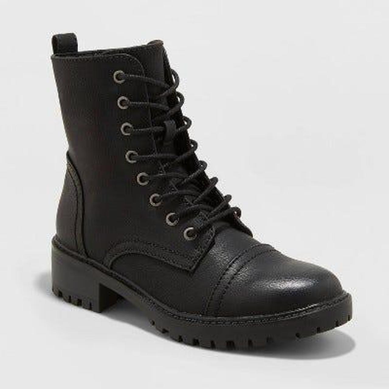 Universal thread combat orders boots