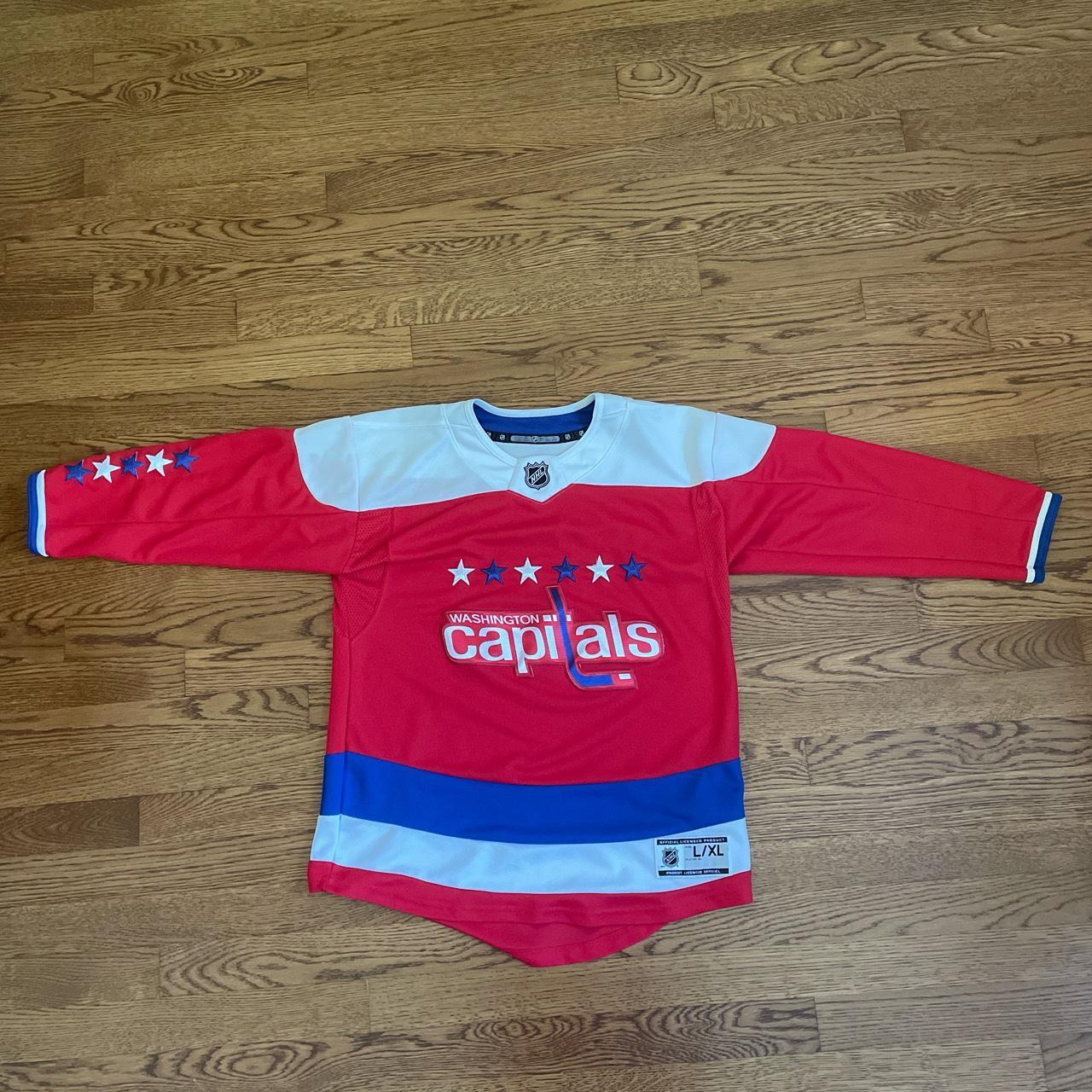 Large, Washington Capitols hockey jersey in mint... Depop