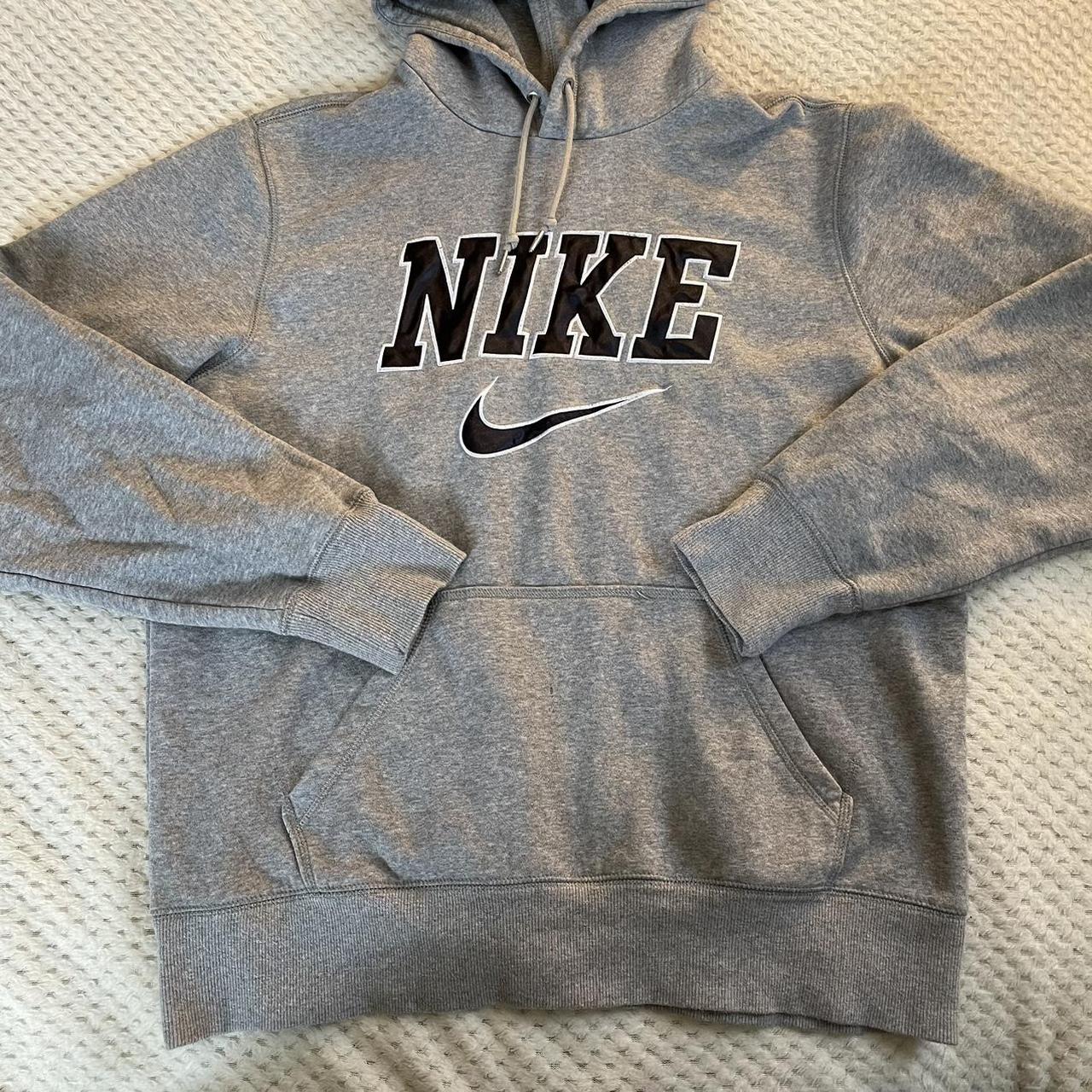 Men’s Nike hoodie, size large, no original price? Depop