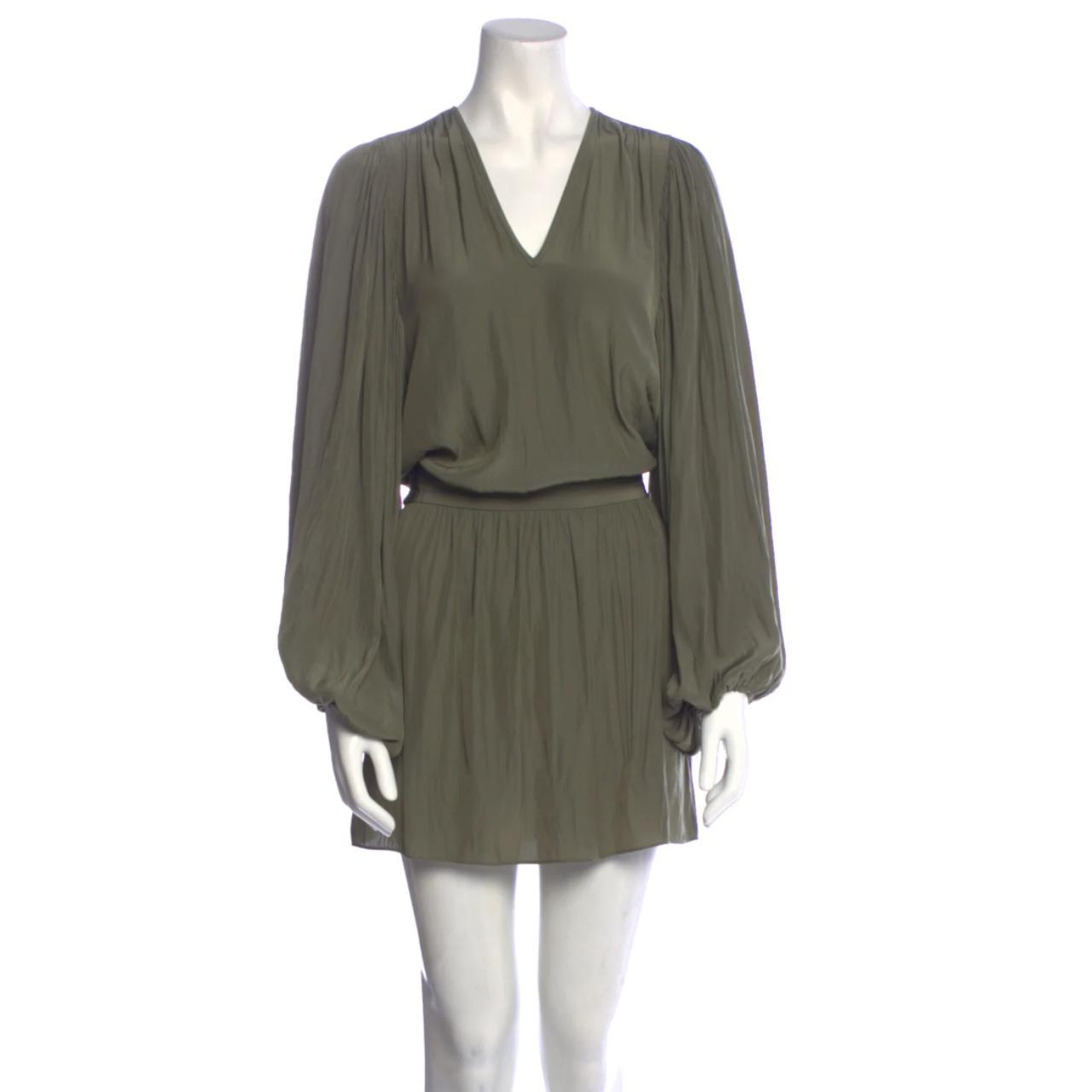 item listed by carolinesvintagecloset