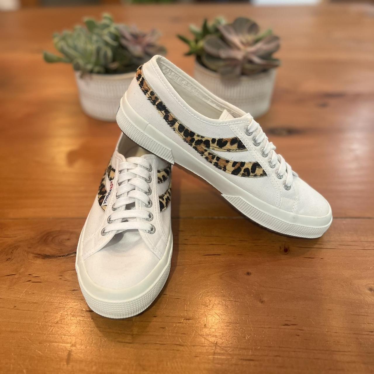 Superga tiger hot sale print