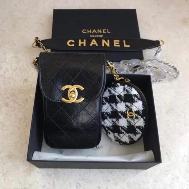 Chanel Makeup VIP Gift Bag Can be worn on the - Depop