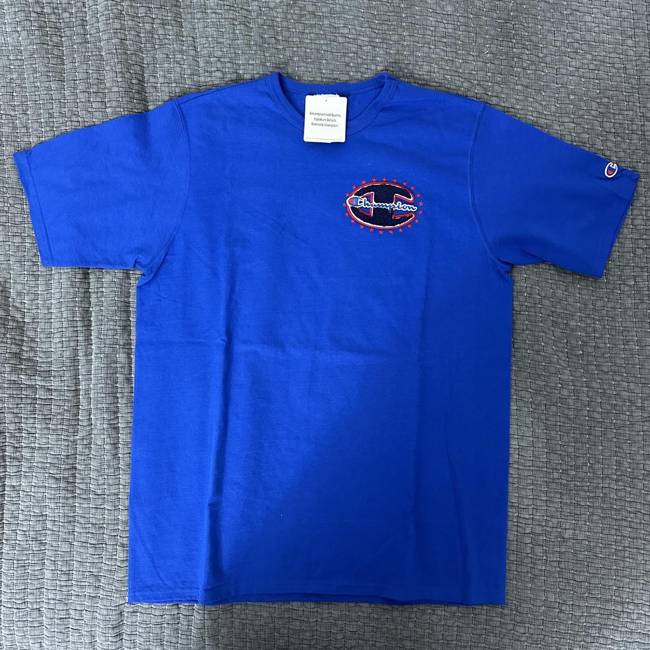 Blue champion shirt store outfit