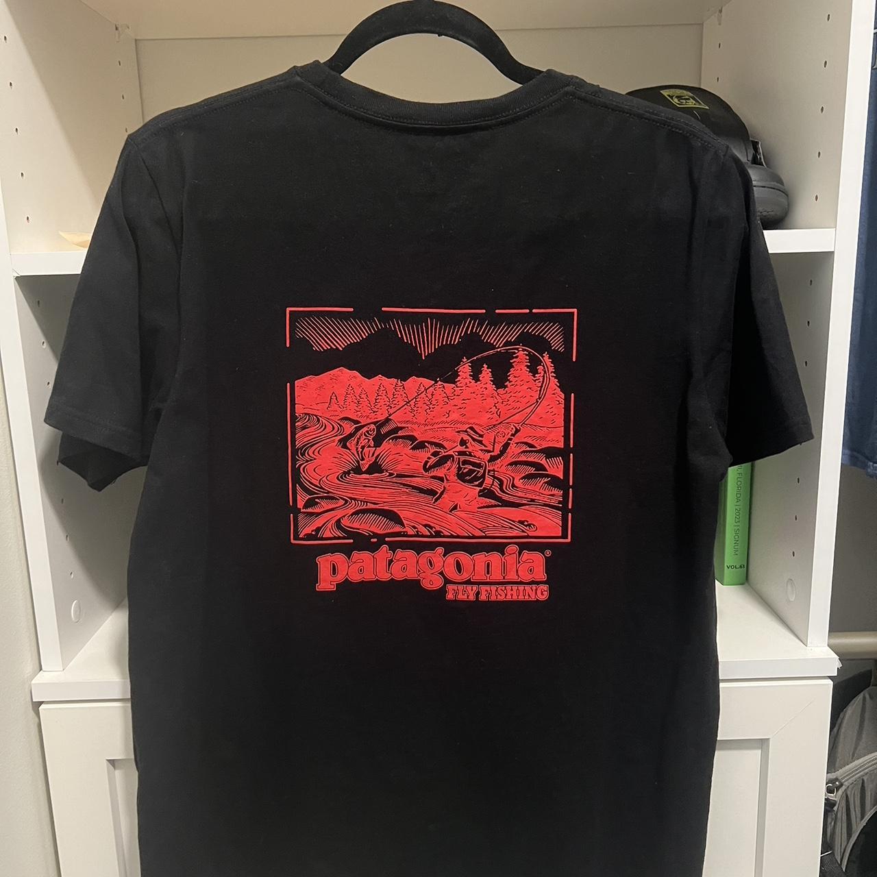 Patagonia men's fly fishing shirt Men's XL - Depop