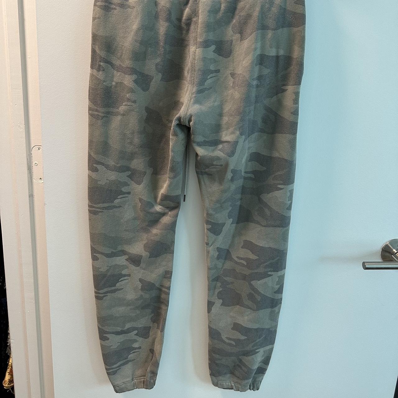 Abercrombie camo online joggers