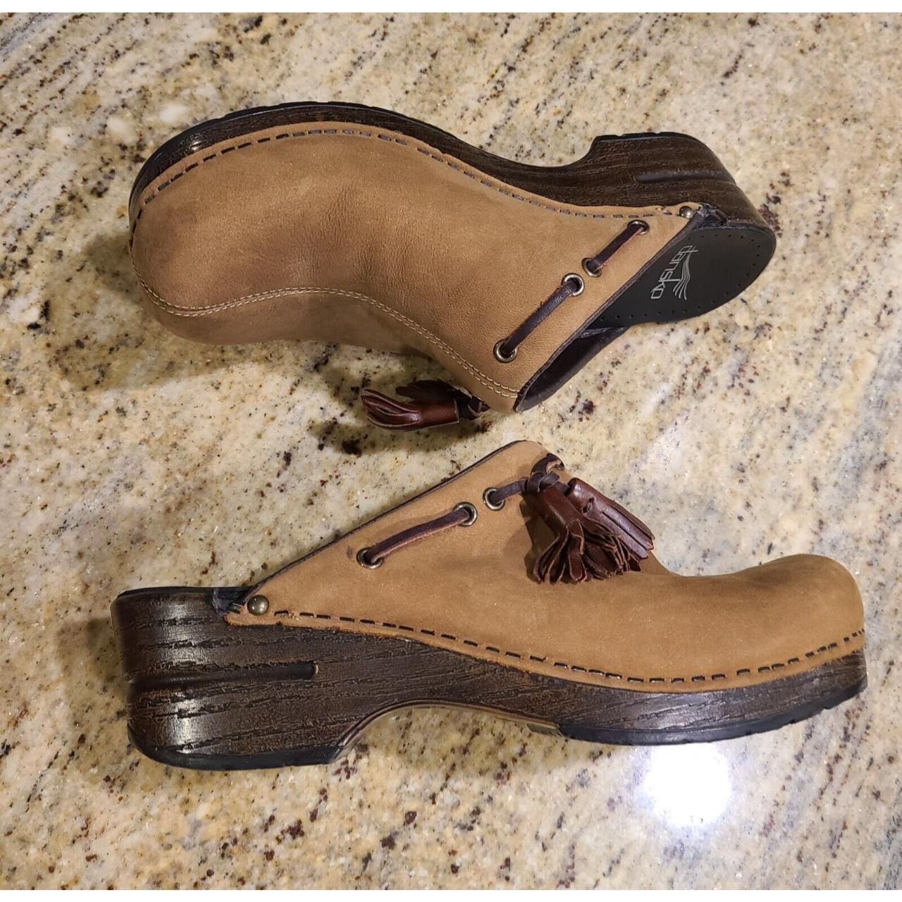 dansko taupe milled nubuck clog
