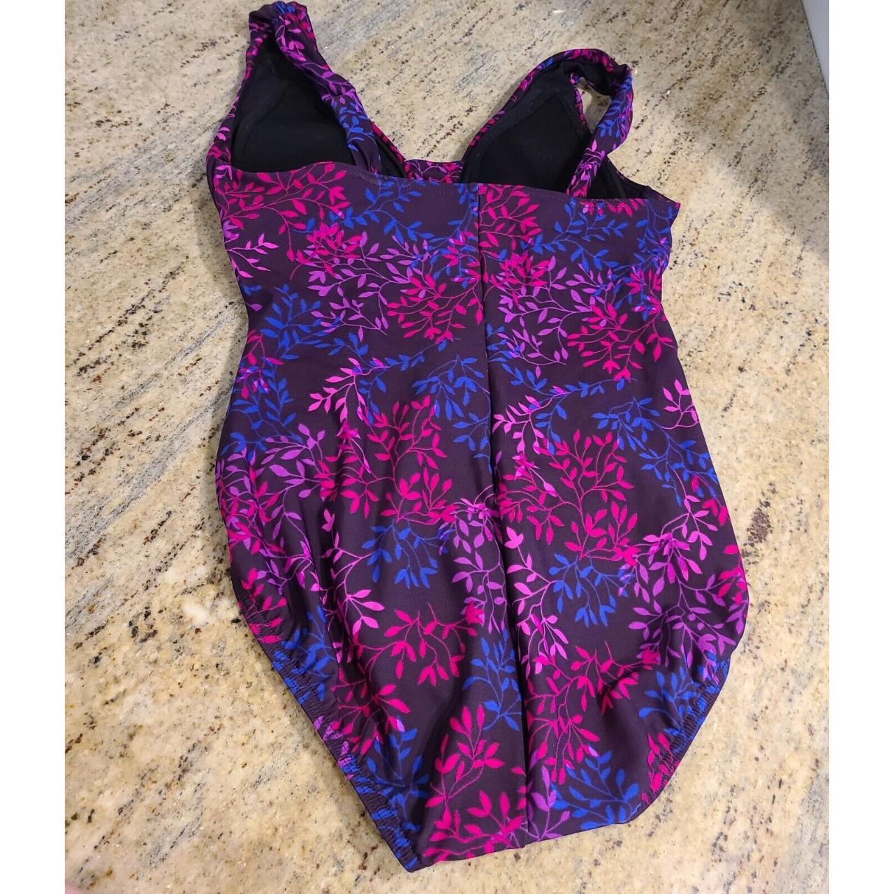 Lands End One Piece Swimsuit Size 6 Gathered Tummy... Depop