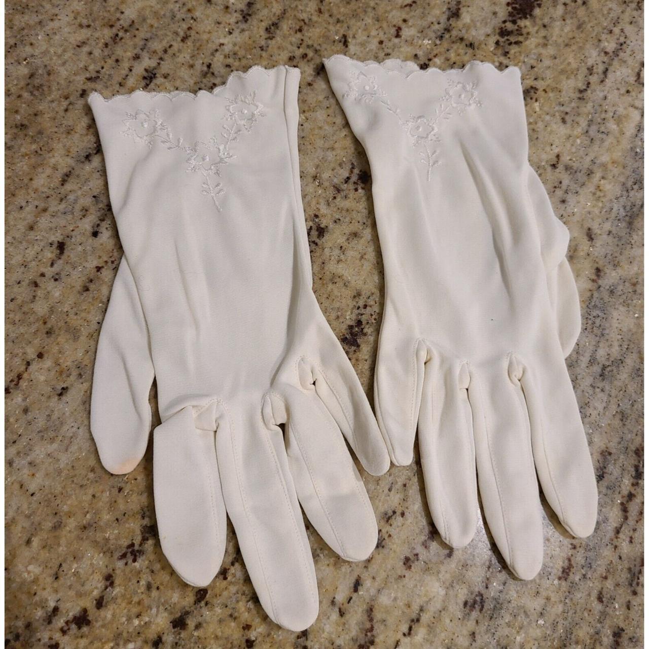 Vintage Size L 7 White Nylon Stretch Formal 8.5"... Depop