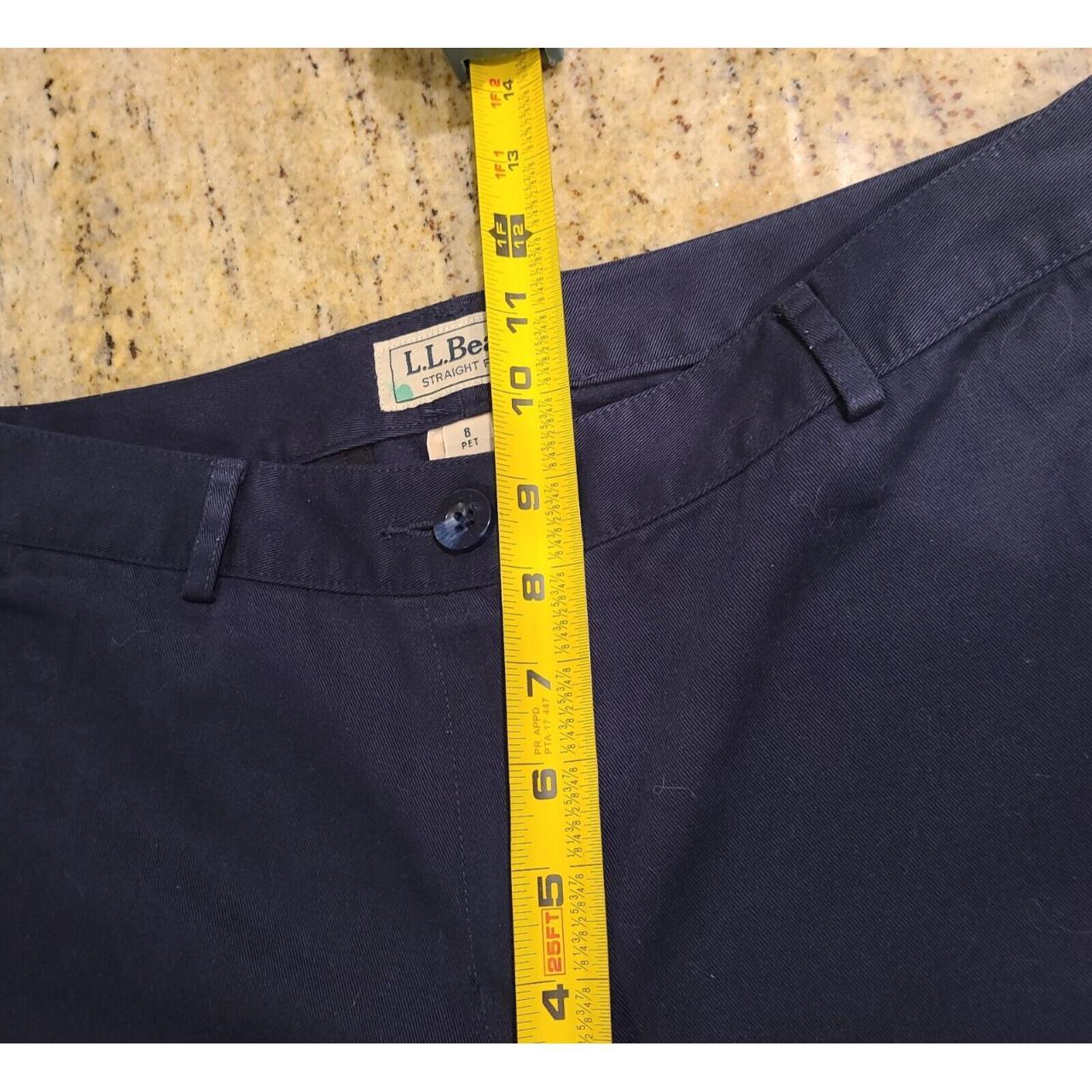 LL Bean Women Size 8 Petite Straight Fit Blue Khaki... Depop