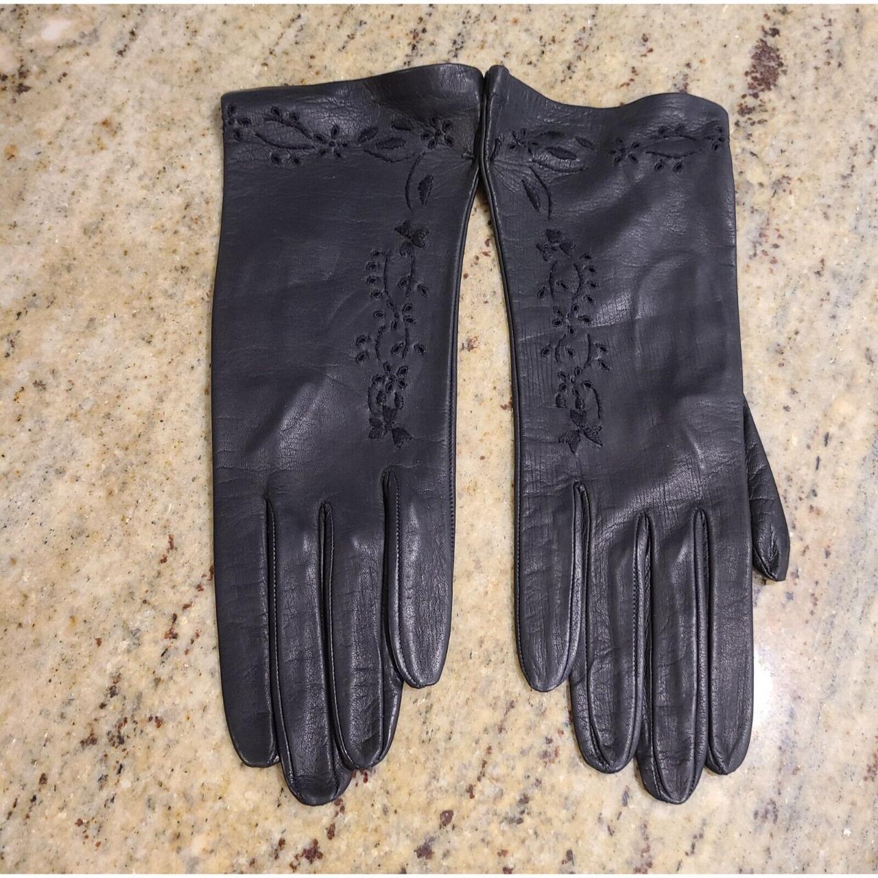 New! Vintage Women's Size M 7 Black Soft Leather... - Depop